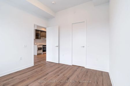 395 Dundas Street W #PH20 - Photo 2