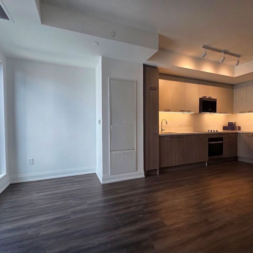 For Lease - 20 Soudan Avenue Unit# 1109, Toronto, Ontario - Photo 1