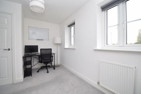 Beecham Square, Castleford - Photo 5