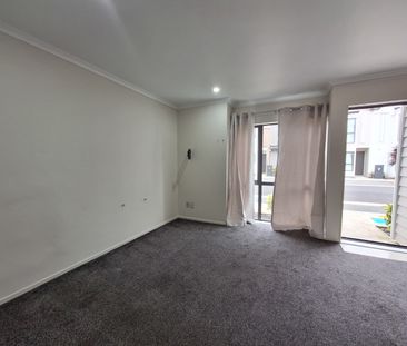 2 Bedroom Townhouse with Separate garage - Photo 5