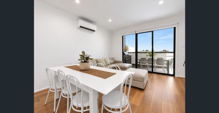 A Statement of Style & Sophistication - Executive Living in the Heart of Morphettville - Photo 5