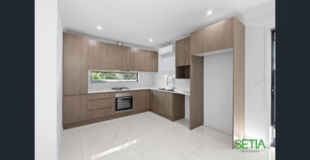 Beautiful Granny Flat with Fully Fence Sperate Access - Photo 4