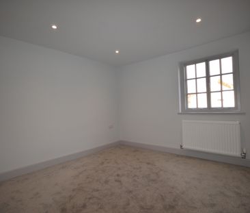 Salt Lane, Salisbury - Photo 2