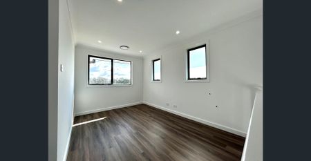 Near New Family Home - Photo 5