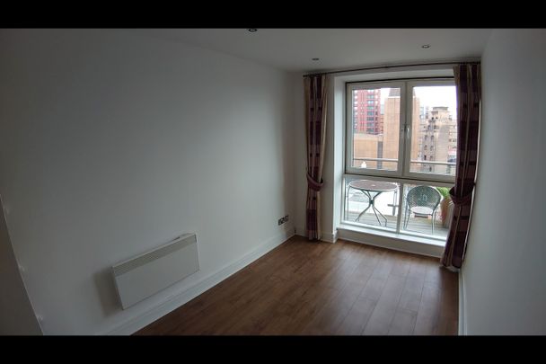 2 Bed Flat, Albert Embankment, SE1 - Photo 1