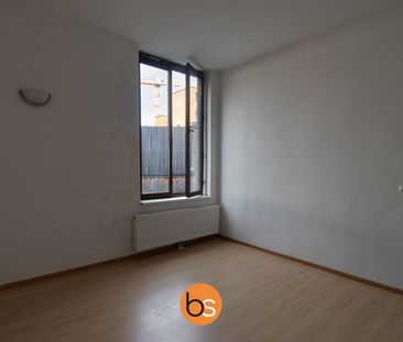 Rijwoning in het centrum van Kortrijk - Photo 2