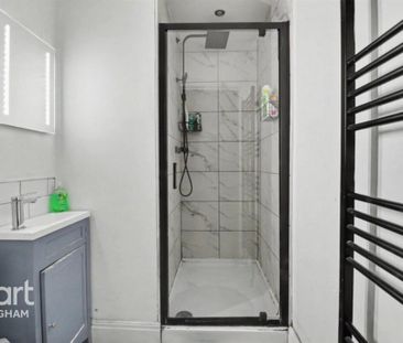1 bedroom in a house share to rent - Photo 6