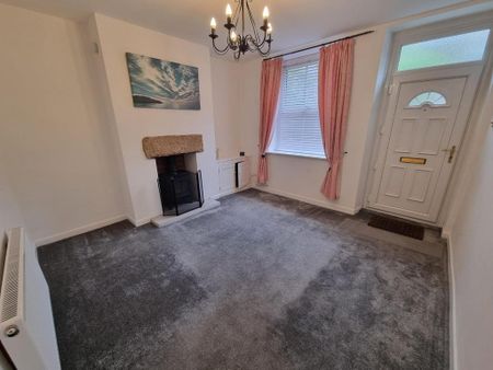 2 bedroom cottage to rent - Photo 2