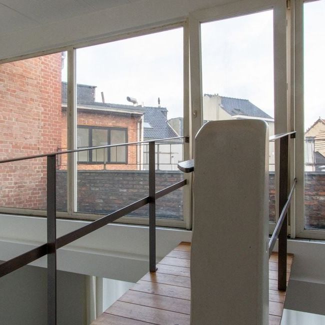 Duplex te huur in Antwerpen voor € 890 met 1 slaapkamer - Foto 1
