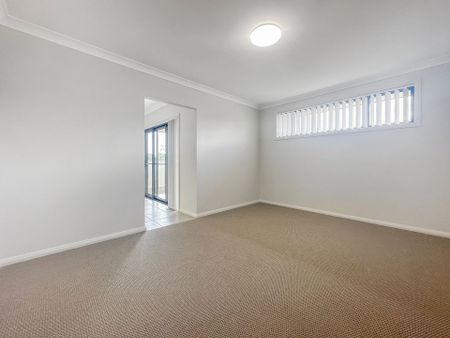 Spacious Family Home - Photo 2