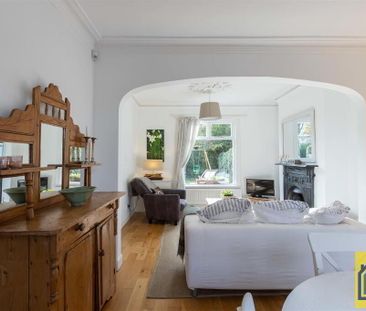 Beersbridge Cottage, Beersbridge Road, Belfast, BT5 5EA - Photo 1