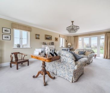 5 bedroom detached house to rent - Photo 2