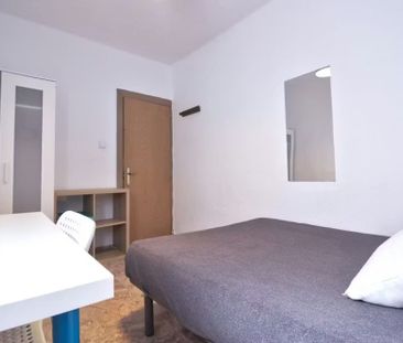 Carrer d'Albocàsser, Valencia, Valencian Community 46020 - Photo 2