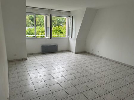 Appartement à louer de 3 pièces principales situé à Margny les Compiègne - Photo 5