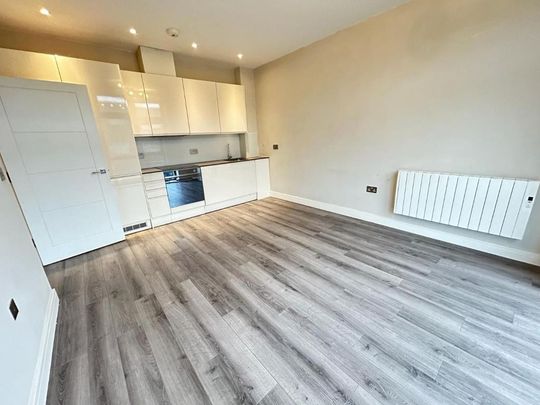 1 bedroom flat to rent - Photo 1