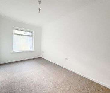 Marina, St. Leonards, TN38 0BQ - Photo 5