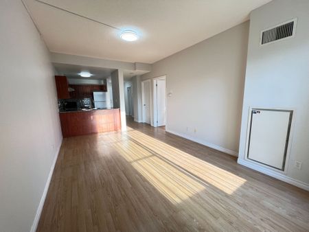 For Lease - 135 James Street Unit# 403, Hamilton, Ontario - Photo 4