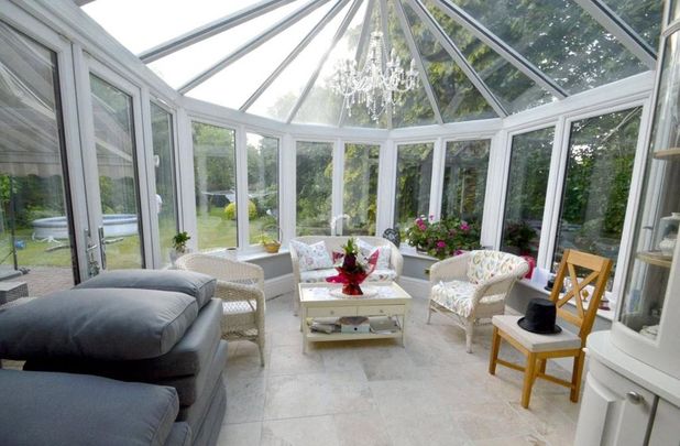 6 bedroom detached house to rent - Photo 1