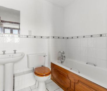 2 bedroom barn conversion to rent - Photo 6