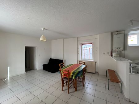 Location Appartement 2 pièces 48m² - Photo 2