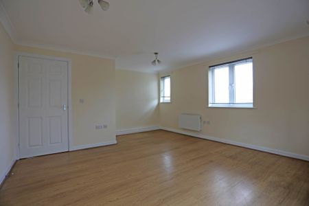 Price £1,700 pcm - Let - Photo 3