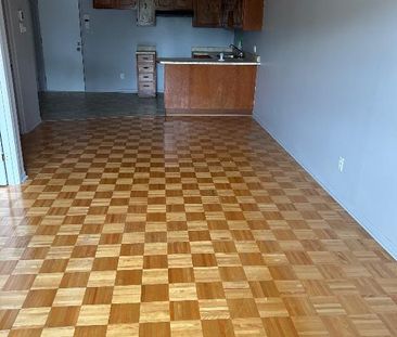 logement 3 1/2 a louer - Photo 2