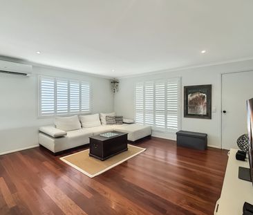 Stylish Three-Bedroom Home Close to Coolum Beach - Photo 2