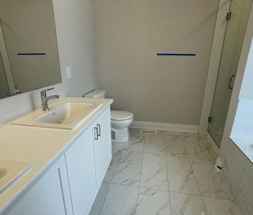 For Lease - 757 Eminence Street, Barrhaven, Ontario - Photo 6