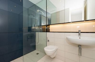 1BEDROOM - Beautifully appointed and generously proportioned - Photo 5