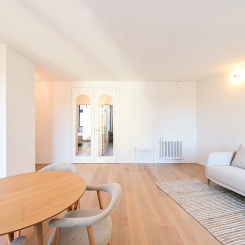 Appartement te huur - Photo 1