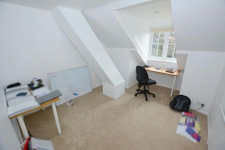 7 bedroom detached house to rent - Photo 5