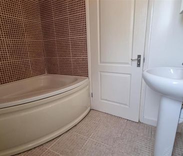 3 bedroom detached house to rent - Photo 6