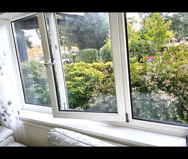 1 Bed Flat, Master Gunner Place, SE18 - Photo 4