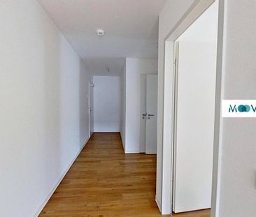 Helle & moderne 2-Zimmer-Wohnung mit großem Balkon und Einbauküche - Photo 4