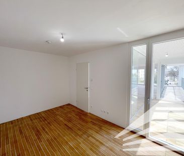 Lichtdurchflutete, große 2 Zimmer-Neubauwohnung mit Küche! - Foto 2