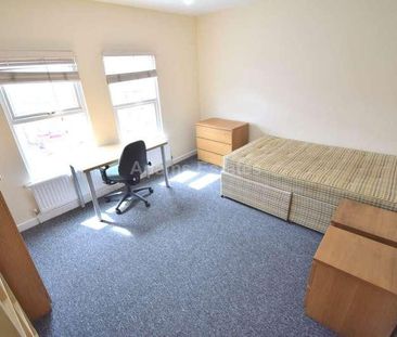 Grange Avenue, Reading, RG6 - Photo 6