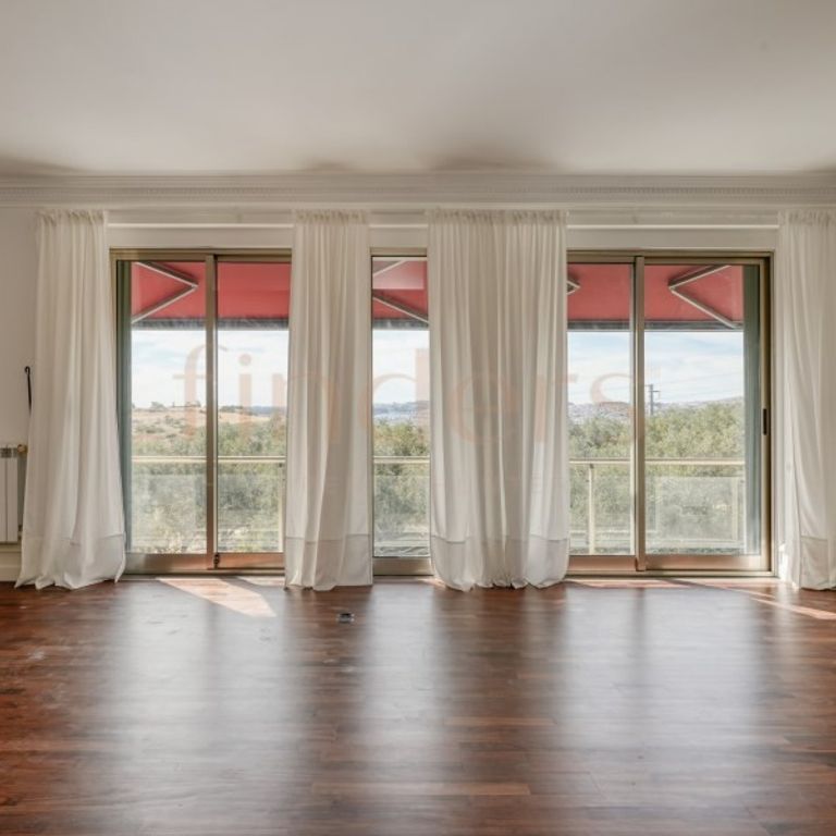 3 room luxury Apartment for rent in Lumiar, Lisbon - Photo 1