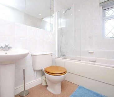 Room A, Fairborne Way, Guildford, Surrey, GU2 - Photo 6