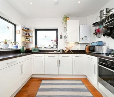 2 Bedroom Flat To Let - Photo 1