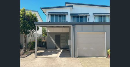 Exceptional location in Burpengary & Resort Style Peaceful Living with low maintenance! - Photo 4