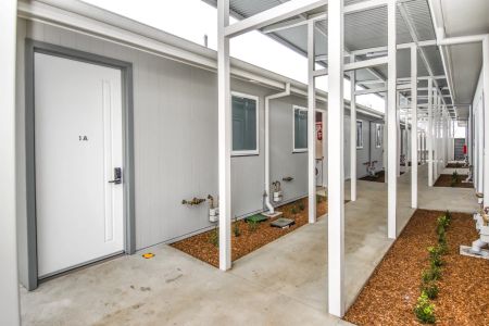 Low Maintenance Fully Furnished - Photo 4