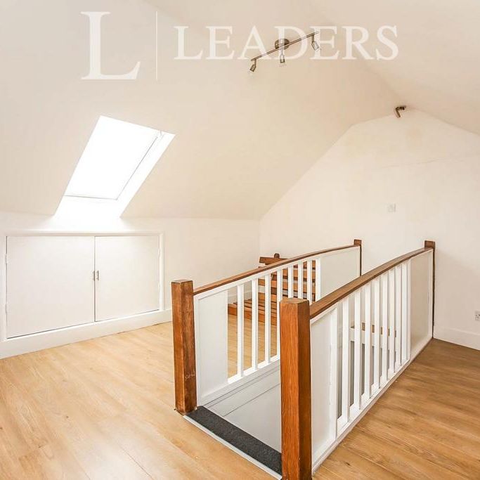 2 bedroom maisonette to rent - Photo 1
