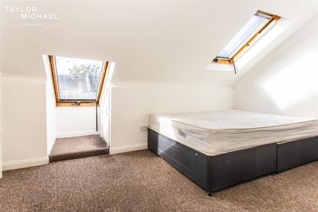 7 bedroom terraced house to rent - Photo 2