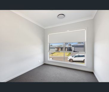 34 Roy Street, Thirlmere, NSW 2572 - Photo 3