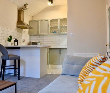 1 bedroom flat to rent - Photo 3