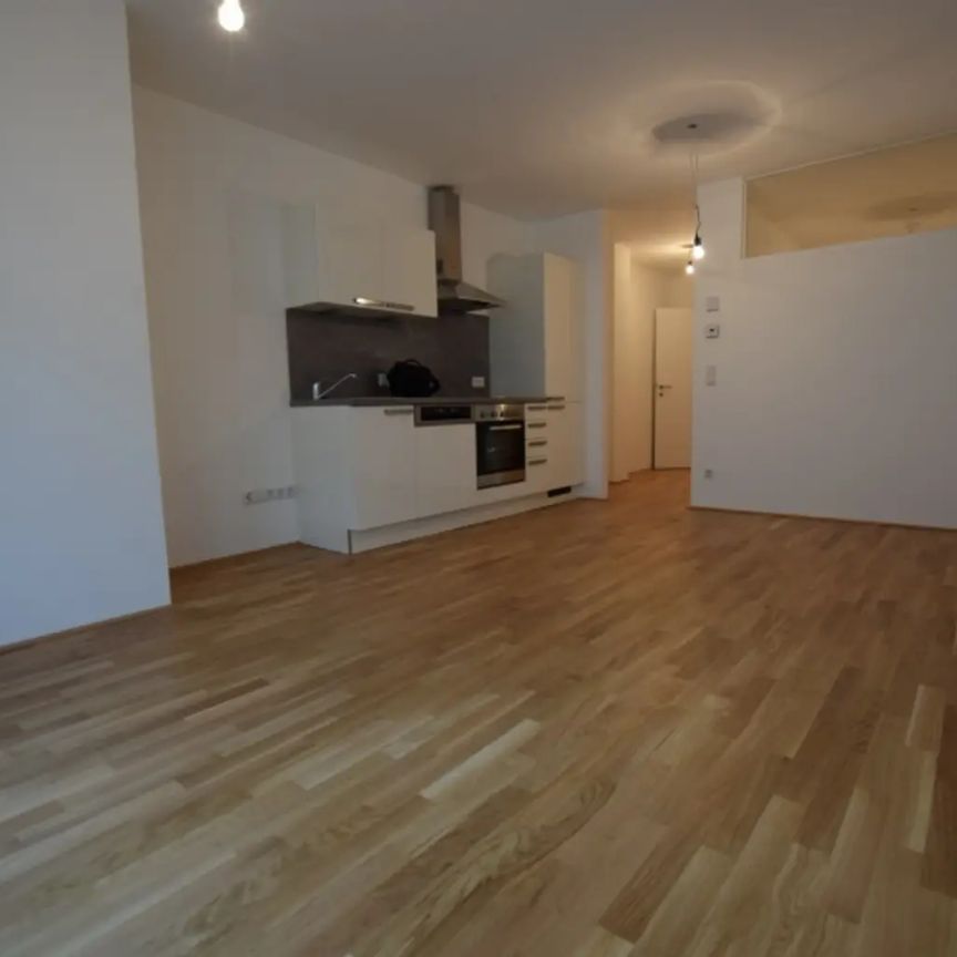 AB NOVEMBER VERFÜGBAR- HELLE 1,5-ZIMMERWOHNUNG AN DER U2! - Photo 1