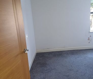 1 Bed Flat, Church Court, LS27 - Photo 1