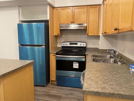 For Lease - 3888 Duke of York Boulevard Unit# 931, Mississauga, Ontario - Photo 4