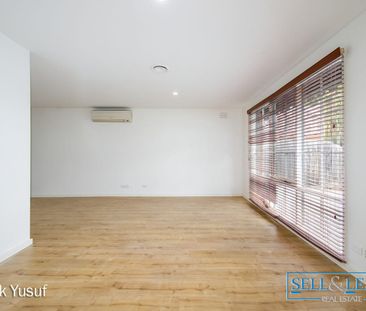 Court Location Convenience with Exceptional Family Space - Photo 6