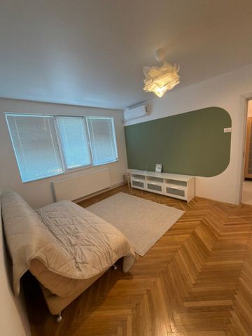 Apartament 2 camere de vanzare | Termen lung | zona Tomis II - Photo 2